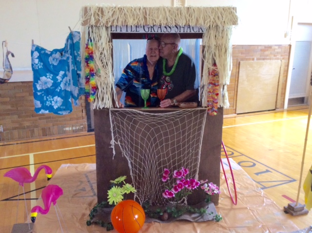 2015 photo luau Ken Bell Julius